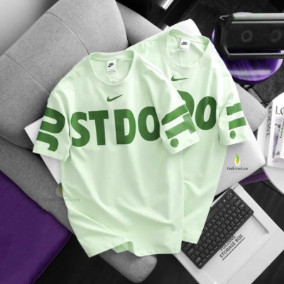 Drop-solder Sports t-shirt.