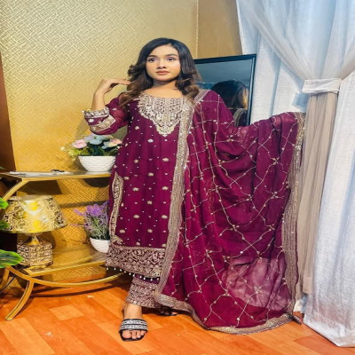 Delhi Boutique  Material Georgette