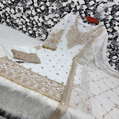 Delhi Boutique  Material Georgette
