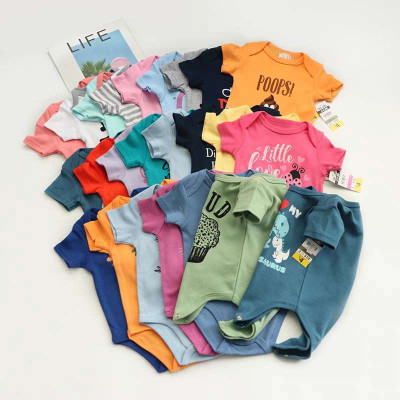 বেবি কিপার দশ পিসের কম্ব,কালার চুজ করার অপশন নেই, ছেলে বাবু না মেয়ে বাবু সিলেক্ট করে দিন প্রতি কালারের এক পিস করে দশ পিসের সেট মিলিয়ে দিব ইনশাল্লাহ৷